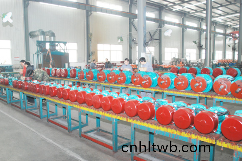 總(zong)裝(zhuang)車間