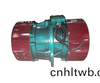 VBBCB係列(lie)側闆(ban)隔(ge)爆(bao)振動(dong)電機